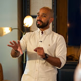 The Now Trading logo